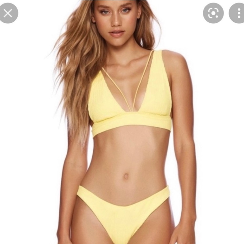 NWOT Beach Bunny Bikini Set